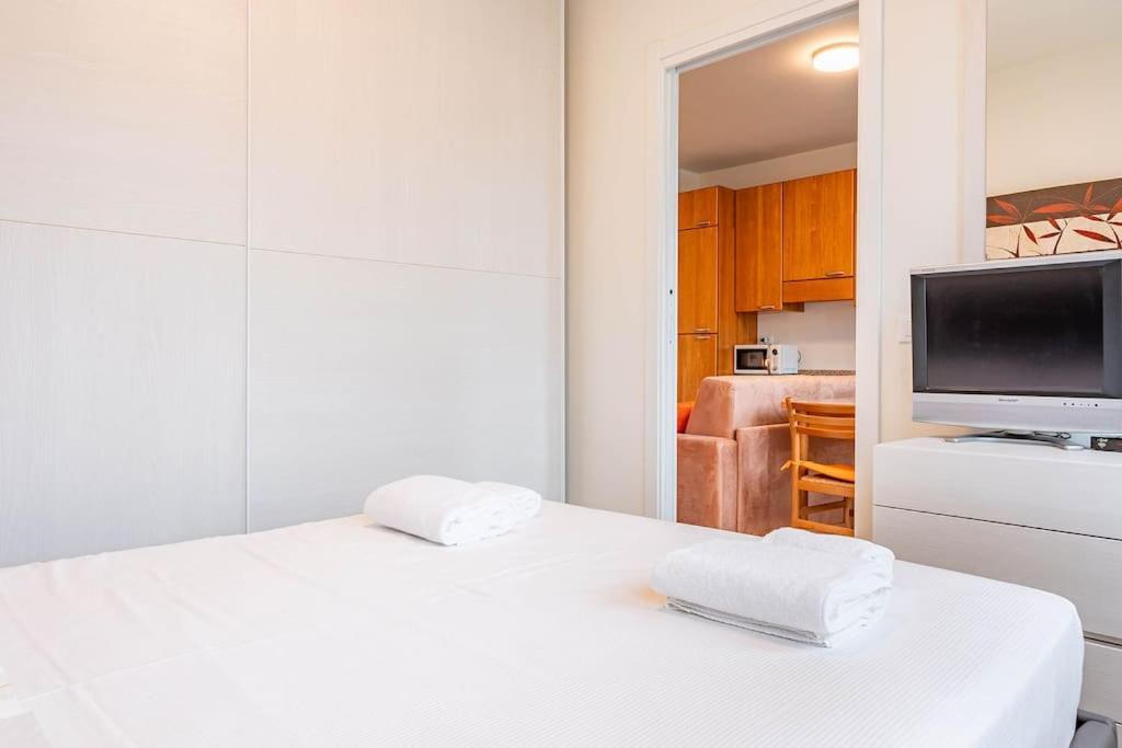Guest Planet - Living Fortezza 27! มิลาน ภายนอก รูปภาพ
